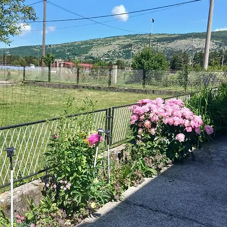Zgona Dija Apartamento Livno